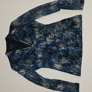 INC International Concepts Abstract Floral Print V-neck Fitted Silhouette Top